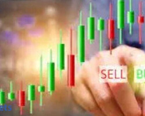 Buy or Sell: Stock ideas by experts for Aug 19, 2022 – The Economic Times Video